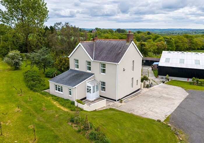 3 Bedroom Property For Sale In Llandissilio, Clynderwen, SA66