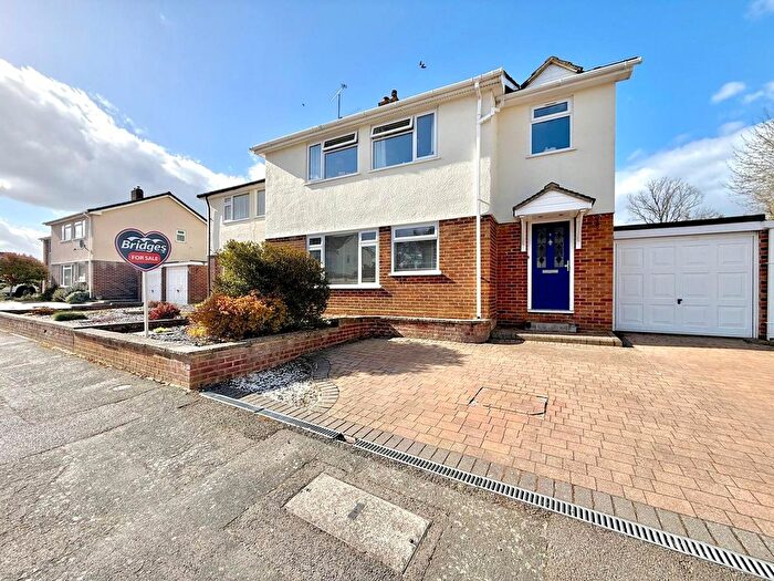 4 Bedroom Semi Detached House For Sale In Latham Avenue, Frimley, Camberley, Surrey, GU16