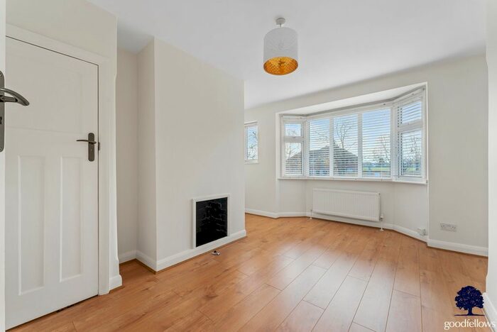 2 Bedroom Flat To Rent In Tudor Drive, Morden, SM4