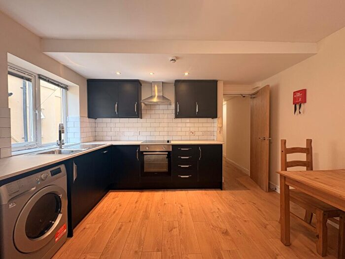 1 Bedroom Apartment To Rent In Colum Road, Cathays, Cardiff, CF10