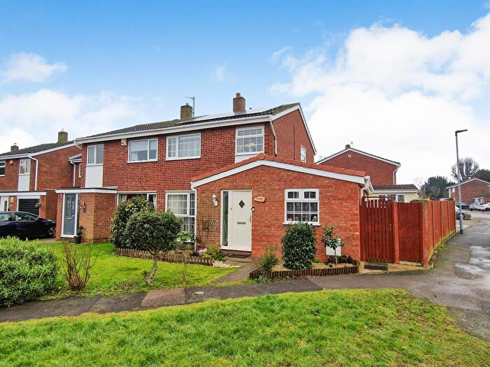 3 Bedroom Semi-Detached House For Sale In Dimmock Road, Wootton, Bedford, MK43