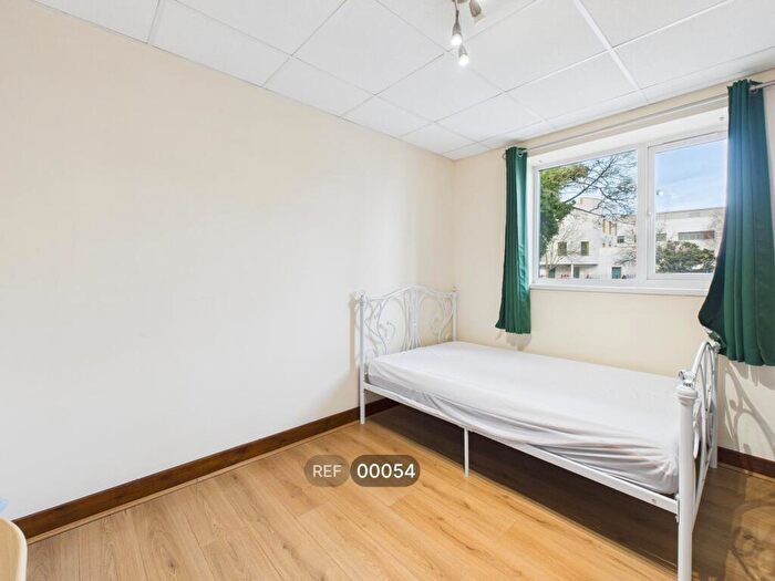 Studio To Rent In Anchor House, Anlaby Road, Hull, HU3