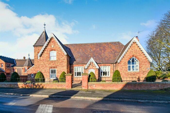 4 Bedroom Detached House For Sale In North Street, Roxby, Scunthorpe, DN15