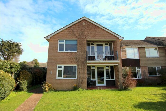 2 Bedroom Flat To Rent In Salvington Court, Worthing, West Sussex, BN14