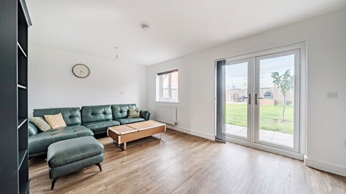 3 Bedroom Semi Detached House For Sale In Marcus Astill Way, Warwick, CV34