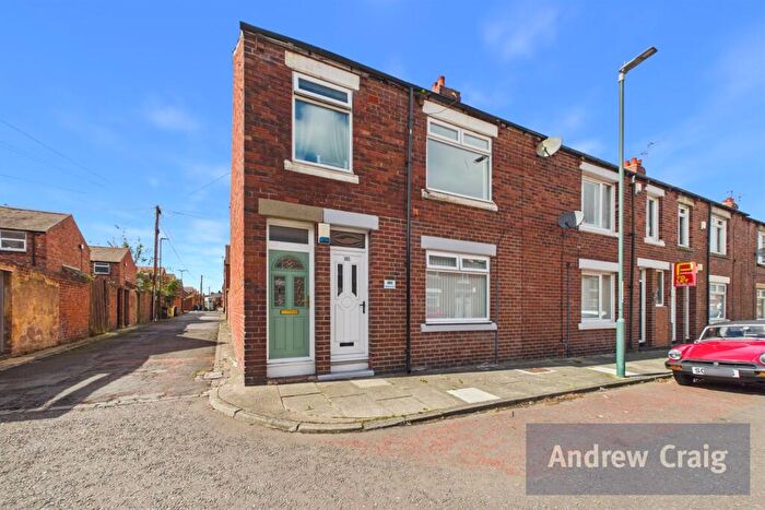 2 Bedroom Flat For Sale In Collingwood Street, Hebburn, NE31