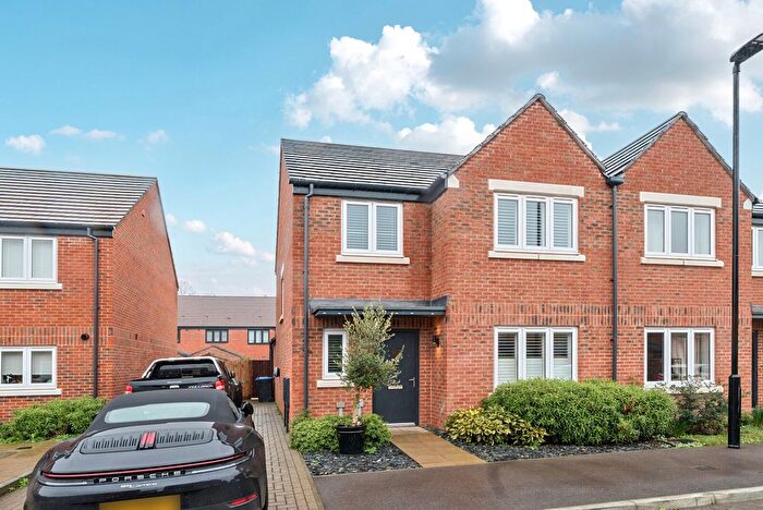 3 Bedroom Semi Detached House For Sale In Botleys Road, Ottershaw, KT16