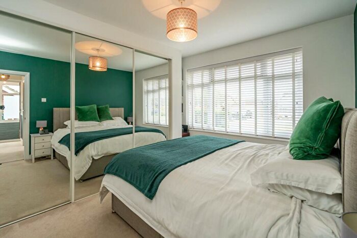 2 Bedroom Semi-Detached Bungalow For Sale In Abbottsbury, Pagham, Bognor Regis, PO21