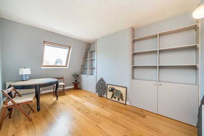 2 Bedroom Flat To Rent In St. Charles Square, North Kensington, W10