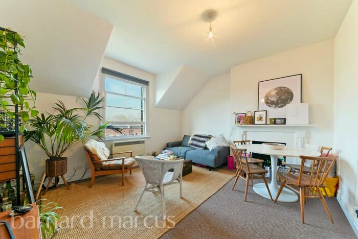 1 Bedroom Apartment To Rent In Wexford Road, SW12