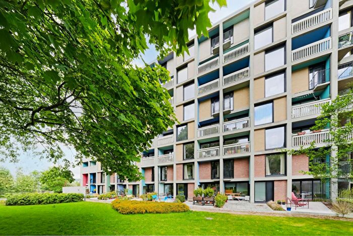 2 Bedroom Town House For Sale In Rhodes Street, Park Hill, Sheffield, S2