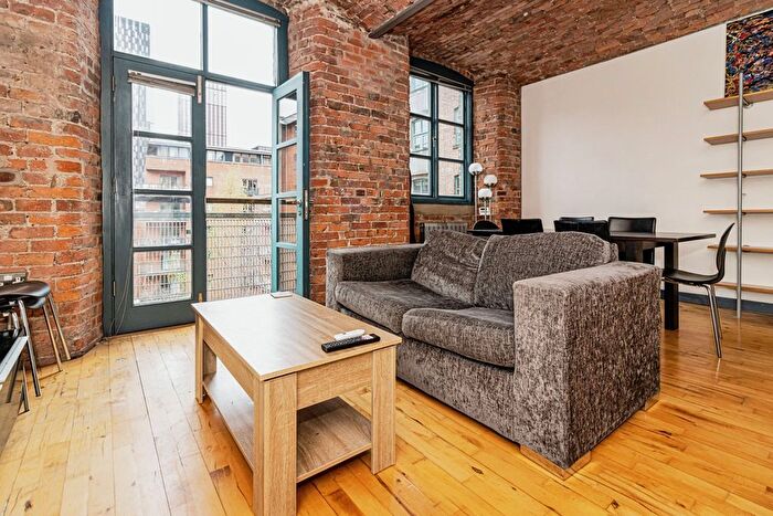 1 Bedroom Flat For Sale In Cambridge Street, Manchester, M1