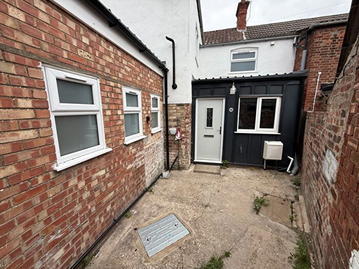 2 Bedroom Maisonette For Sale In St Johns Street, Holbeach, PE12