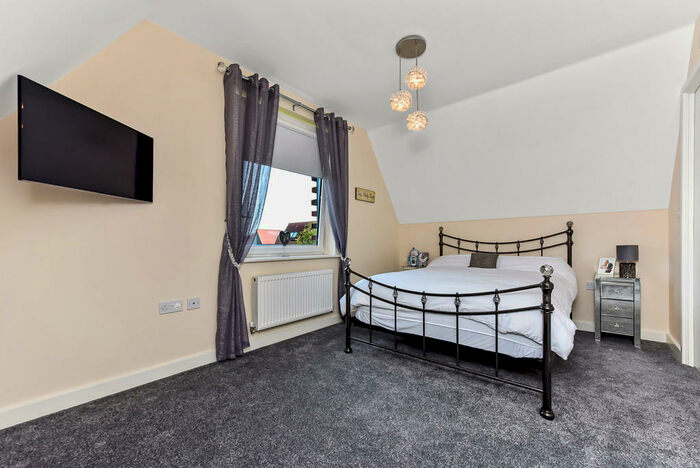 4 Bedroom Detached House For Sale In Horsted Park, Chatham, Kent., ME4