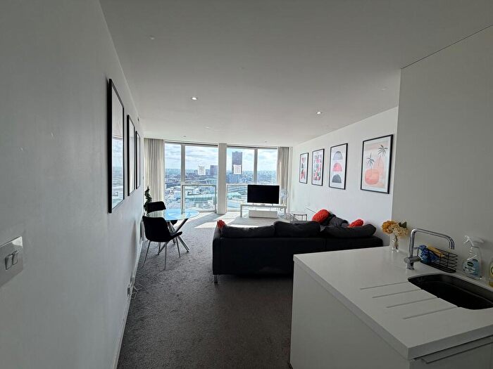 1 Bedroom Apartment To Rent In Rotunda Furnished Bed, B2