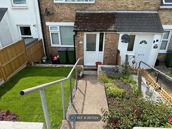 2 Bedroom Terraced House To Rent In Broomfield Road, Folkestone, CT19