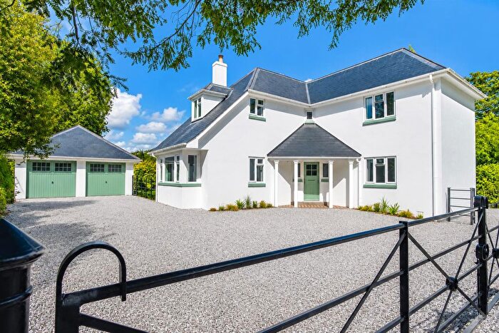 5 Bedroom Detached House For Sale In Staplegrove, Taunton, TA2