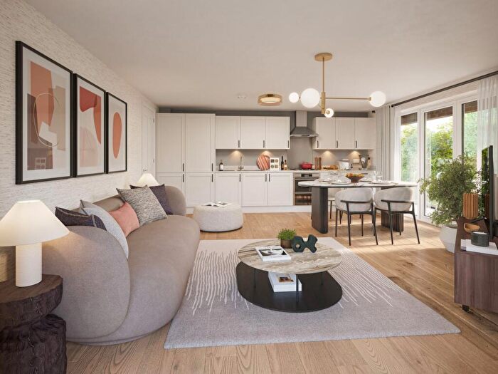2 Bedroom Apartment For Sale In Mill Lane, Swindon, SN1