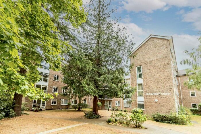 2 Bedroom Flat To Rent In Fairfax Road, Teddington, TW11