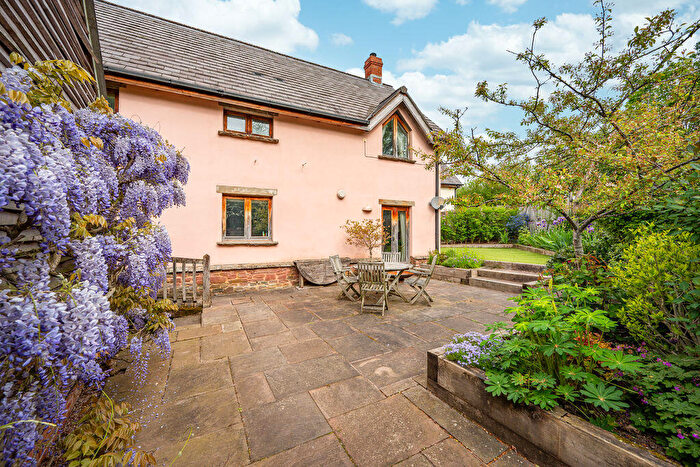 5 Bedroom Detached House For Sale In Crickhowell, Powys, NP8