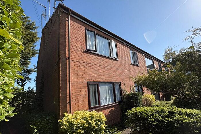2 Bedroom Flat For Sale In Chevin Court New Zealand Lane, Duffield, Belper, Derbyshire, DE56