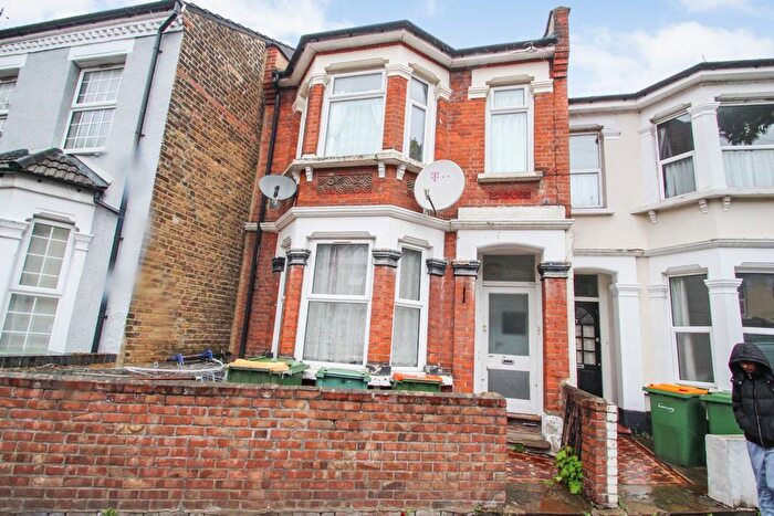 2 Bedroom Flat To Rent In Reginald Road, London, E7
