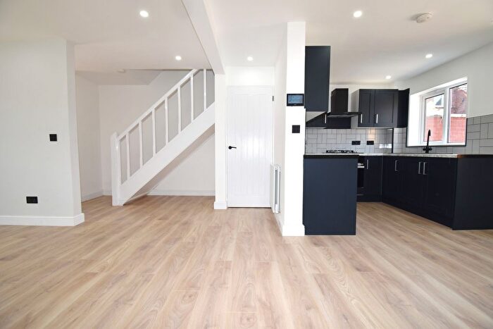 3 Bedroom End Of Terrace House For Sale In Boyd Close, Coventry, CV2