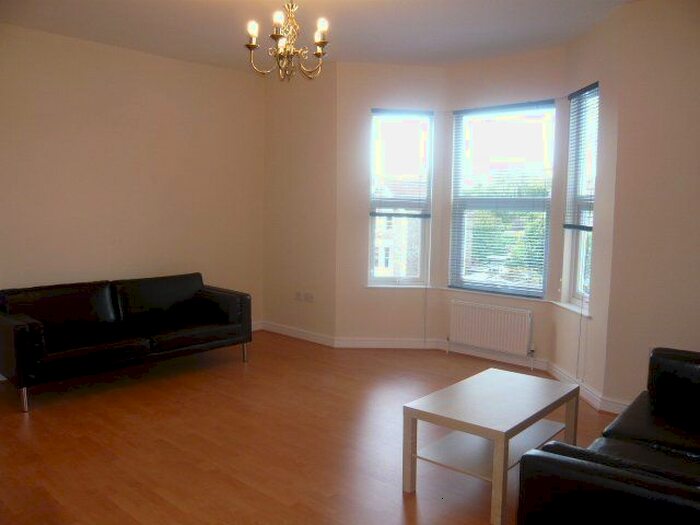 6 Bedroom Maisonette To Rent In Gloucester Road, Bishopston, Bristol, BS7