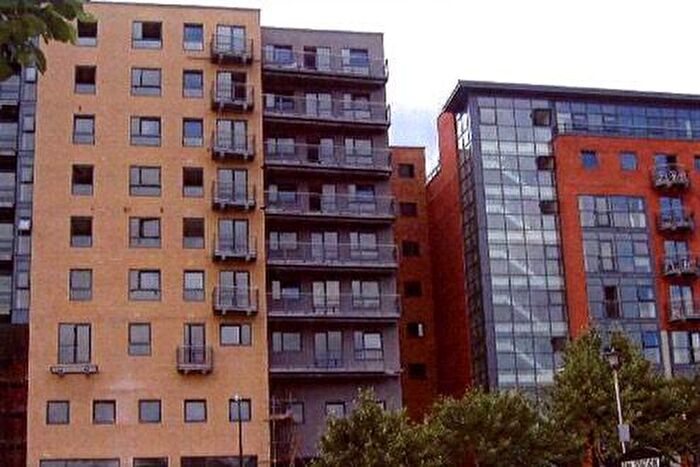 1 Bedroom Apartment To Rent In Fitzwilliam Street, Sheffield, S1