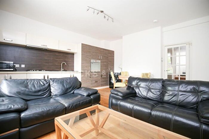 2 Bedroom Apartment To Rent In (£pppw) B Westgate Road, City Centre, NE4