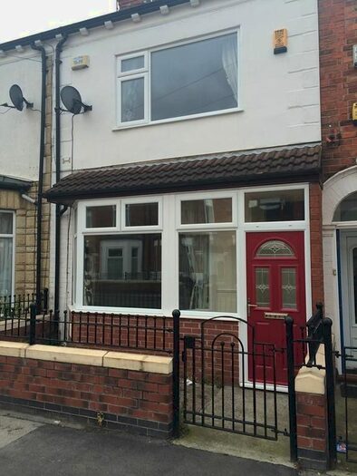 3 Bedroom Terraced House To Rent In Alliance Avenue, Hull, HU3