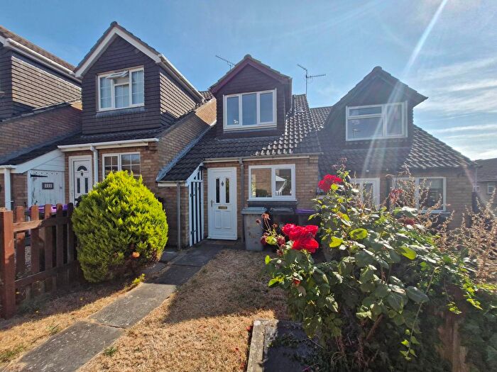 2 Bedroom Property To Rent In Drift Avenue, Stamford, PE9