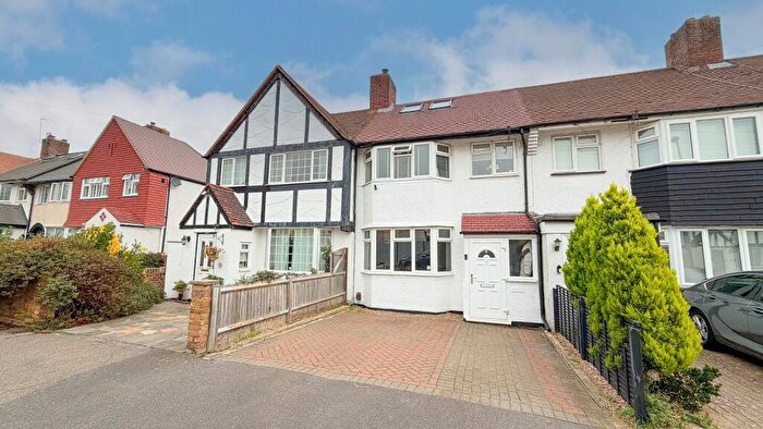 4 Bedroom Terraced House For Sale In Bramblewood Close, Carshalton, Surrey., SM5