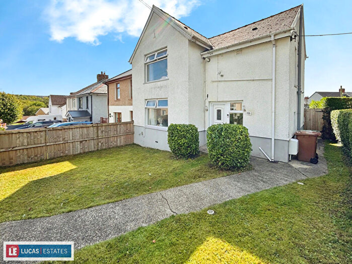 3 Bedroom Semi Detached House For Sale In The Drive, Bargoed, CF81