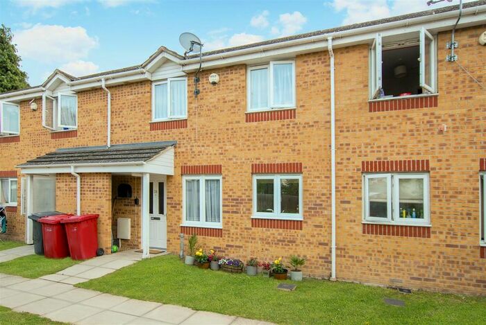 2 Bedroom Terraced House To Rent In Adrians Walk, Slough, SL2