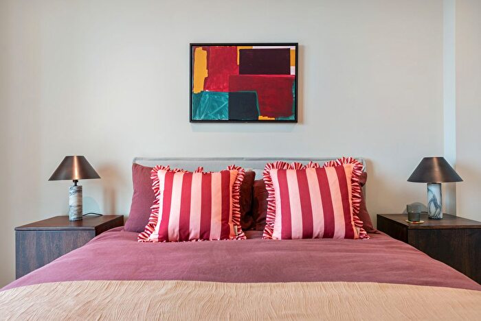 2 Bedroom Flat To Rent In Riverstone Heights, Reed Avenue, London, E3