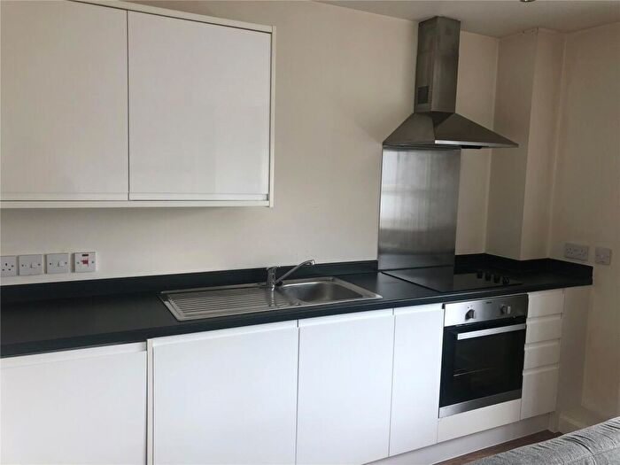 1 Bedroom Flat To Rent In Grove House, Skerton Road, M16