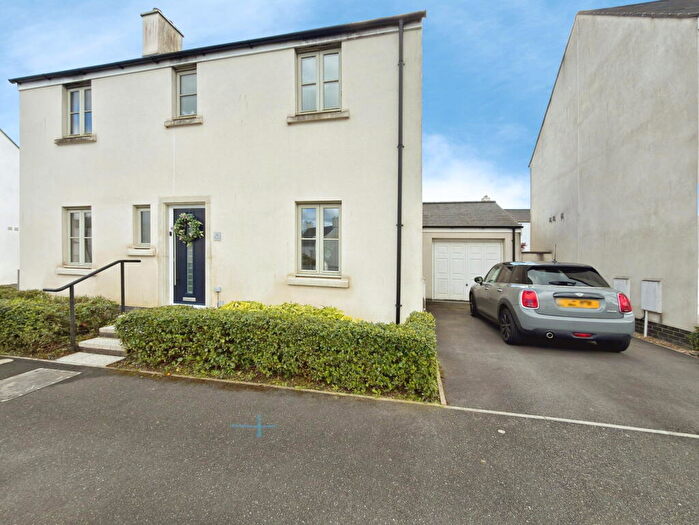 4 Bedroom Detached House For Sale In Heathland Way, Llandarcy, Neath, SA10