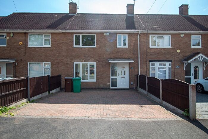 3 Bedroom Terraced House For Sale In Smithy Close, Clifton, NG11