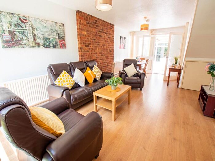 4 Bedroom House To Rent In Nursery Walk, Canterbury, Kent, CT2
