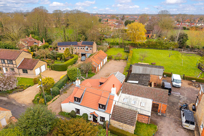 4 Bedroom Cottage For Sale In Nutkin Cottage, Sudbeck Lane, Welton, Lincoln, Lincolnshire, LN2