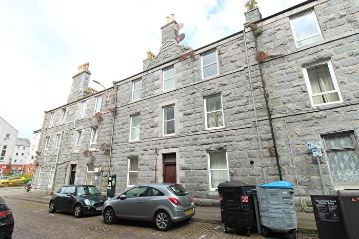 1 Bedroom Flat To Rent In Fraser Street, Top Floor Right, AB25