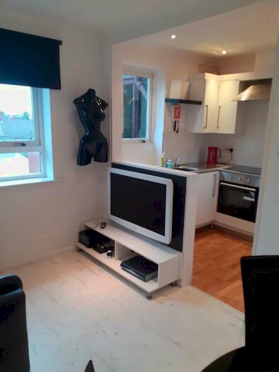 2 Bedroom Apartment To Rent In Princess Court, Kettering, NN16