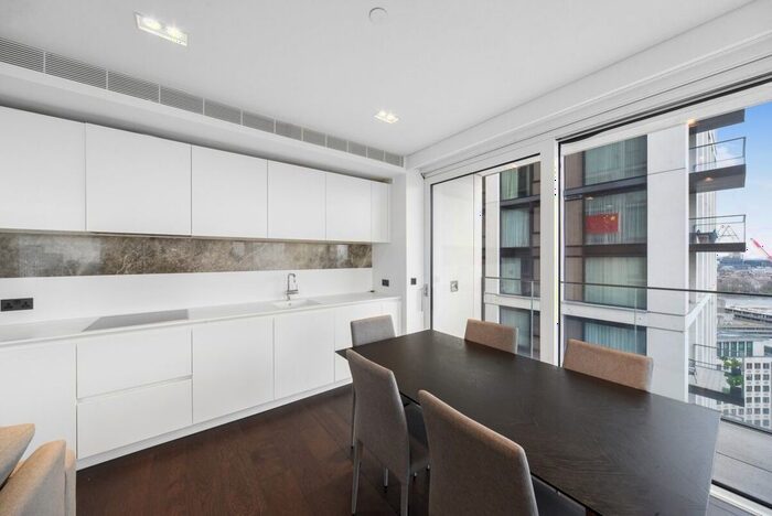 2 Bedroom Flat To Rent In Casson Square, London, SE1