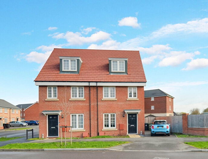 3 Bedroom Semi-Detached House For Sale In Morpeth Crescent, Houghton Regis, Bedfordshire, LU5