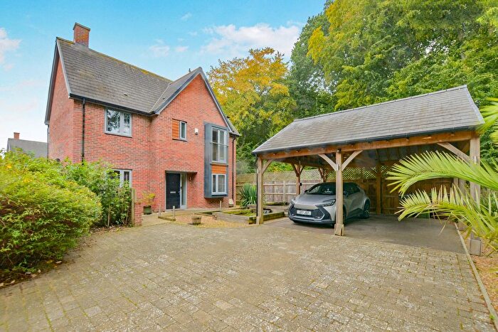 4 Bedroom Detached House For Sale In Julian Smith Lane, Ashford, TN23