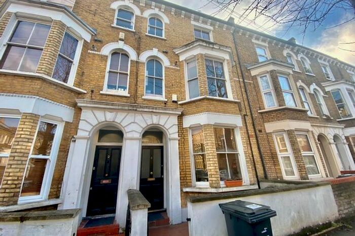 1 Bedroom Flat To Rent In Hubert Grove, London, SW9