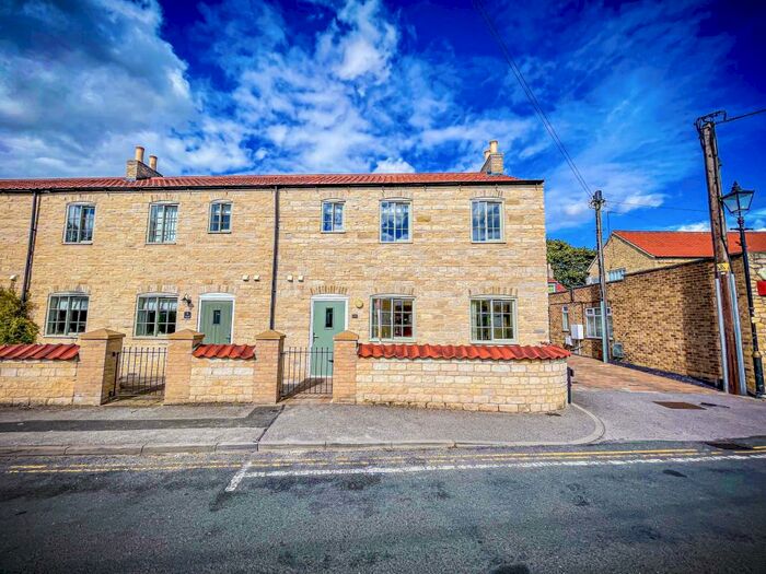 3 Bedroom End Of Terrace House To Rent In Ambrose Court, Nettleham, Lincoln, LN2