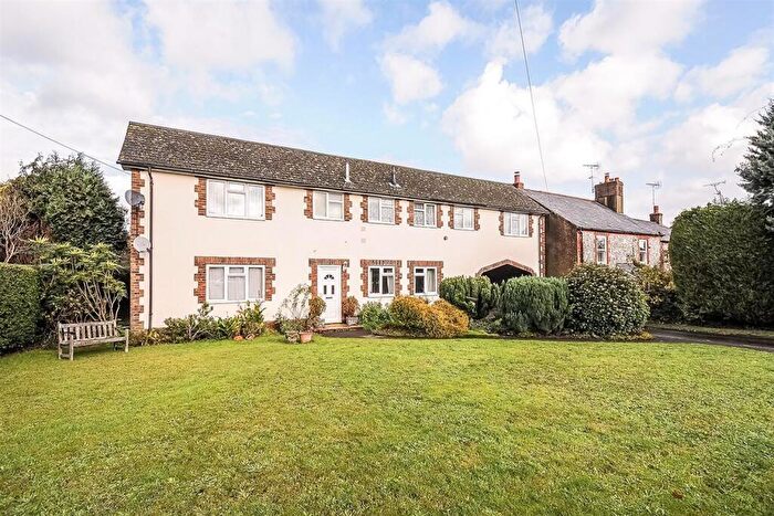 1 Bedroom Flat To Rent In North Street, Storrington, Pulborough, RH20