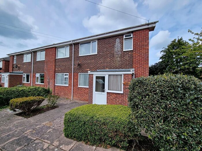 1 Bedroom Flat To Rent In Alexandra Road, Charlestown, Weymouth, DT4